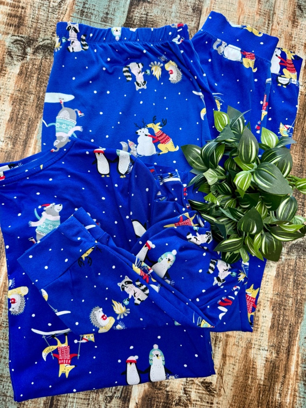 Women’s “Secret Treasures” Pajama Set | #D17